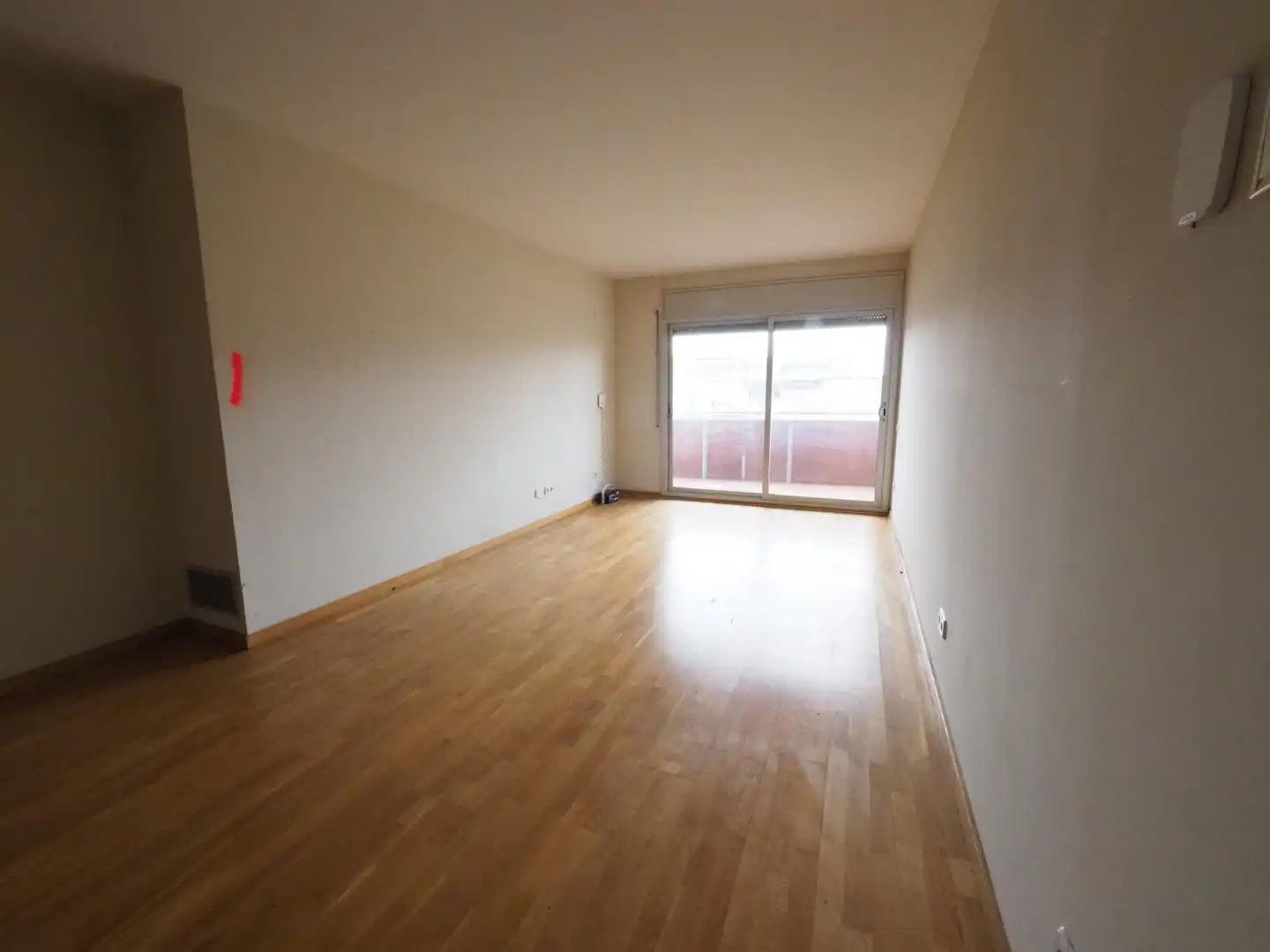 Habitación de Piso en venta en Cerdanyola del Vallès con Calefacción, Parquet y Terraza
