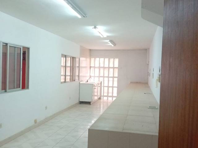 Local comercial en Alquiler en Avenida Zaragoza, 105 en Cadrete