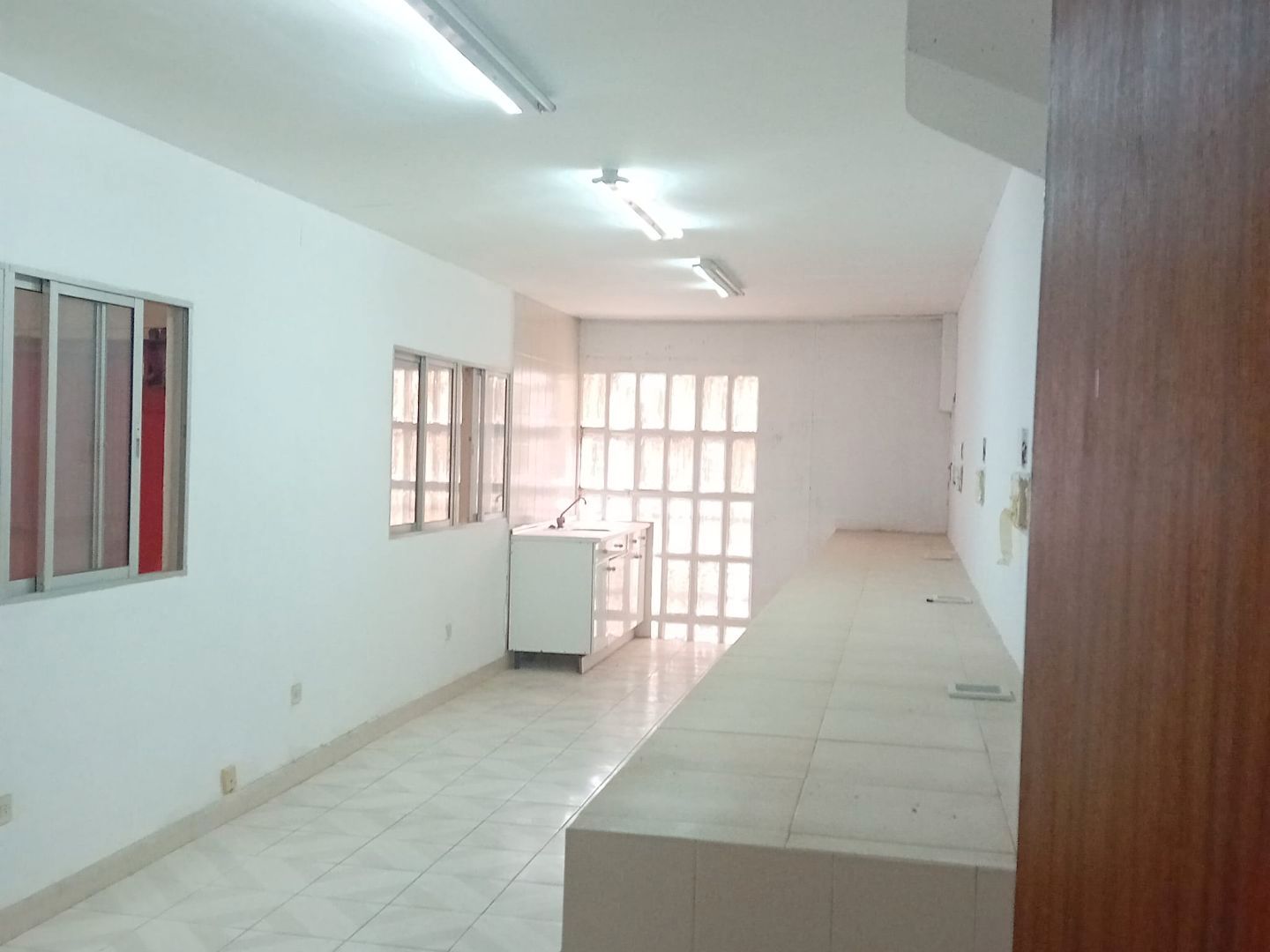 Local de alquiler en Cadrete