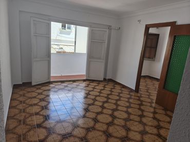 Pis amb balcó en venda a Benimaclet