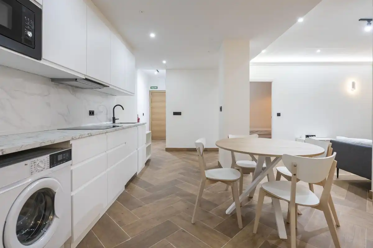 Loft zum Verkauf in C. de Núñez de Arce, Cortes - Huertas
