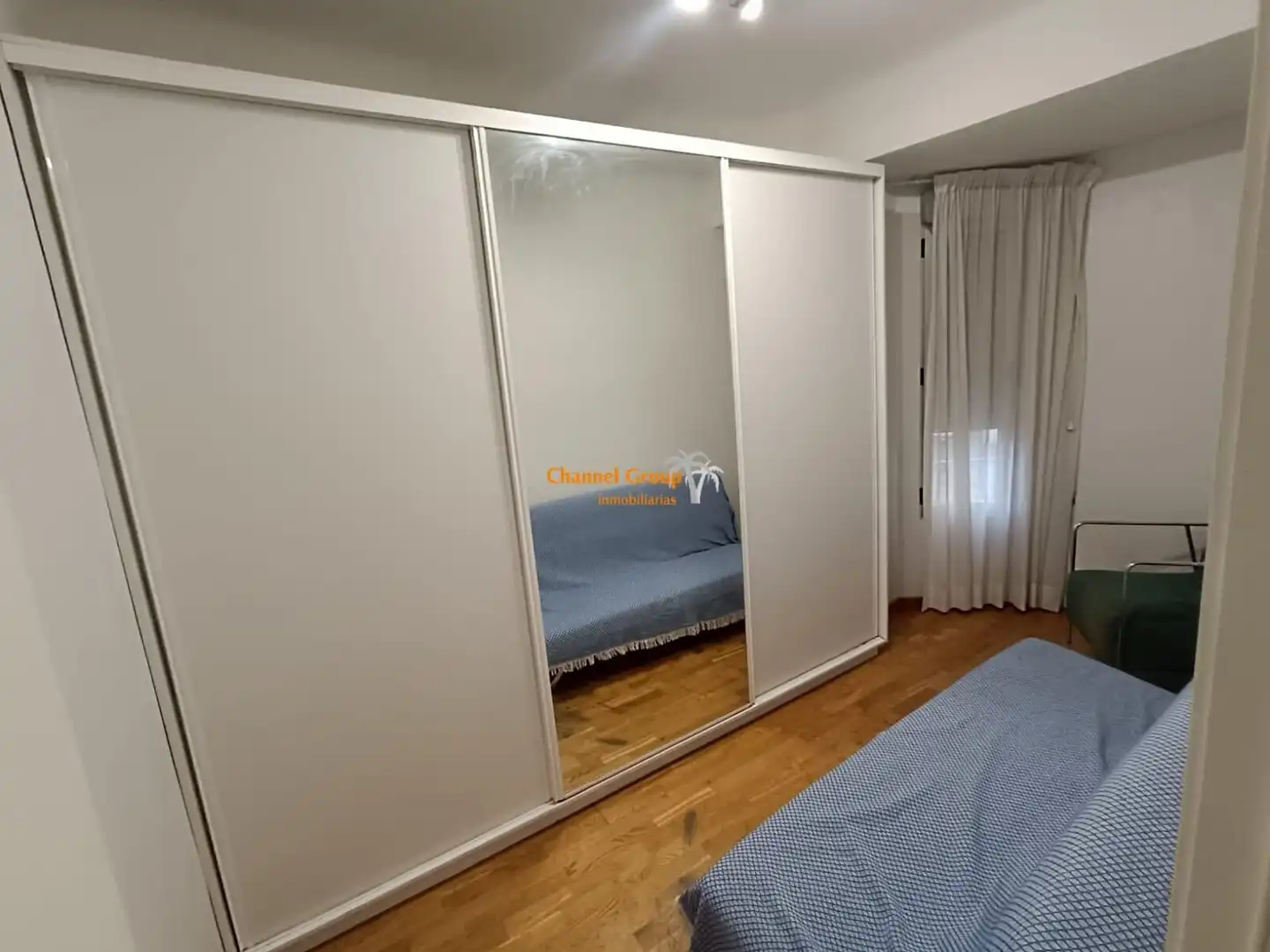 Dormitori de Apartament de lloguer en Elche / Elx amb Aire condicionat, Moblat i Balcó