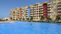 Piscina de Apartament en venda en La Manga del Mar Menor amb Aire condicionat, Piscina i Balcó