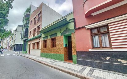 Vista exterior de Casa o xalet en venda en Las Palmas de Gran Canaria amb Terrassa