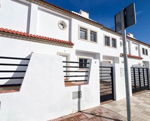 Exterior view of Single-family semi-detached for sale in Campillos  with Heating and Terrace