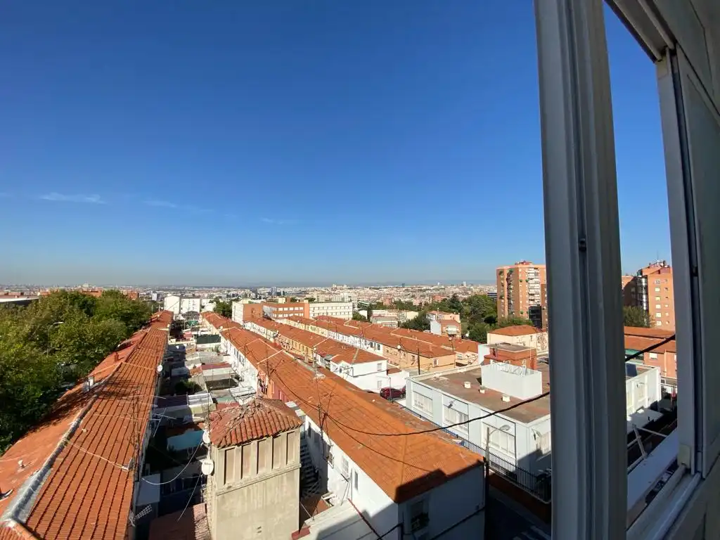 Habitación en Avenida de Palomeras, 94, Palomeras Bajas