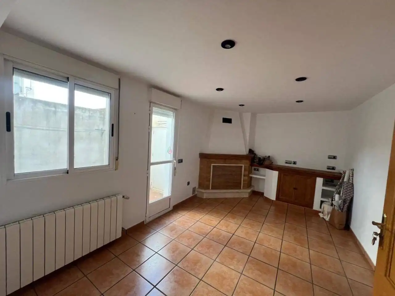 Flat for sale in Castalla  with Air Conditioner, Storage room and Furnished