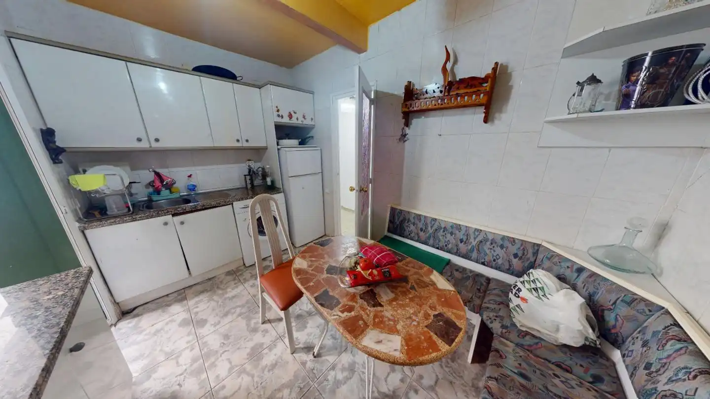 Piso con ascensor en venta en Isabel La Católica, imagen 4