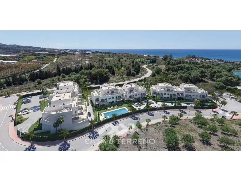 Vista exterior de Planta baja en venta en Vélez-Málaga con Aire acondicionado, Jardín privado y Terraza