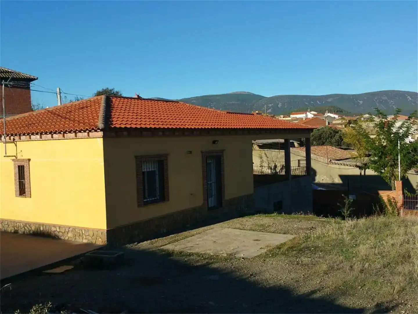 Vista exterior de Casa o chalet en venta en Anchuras con Jardín privado, Trastero y Amueblado