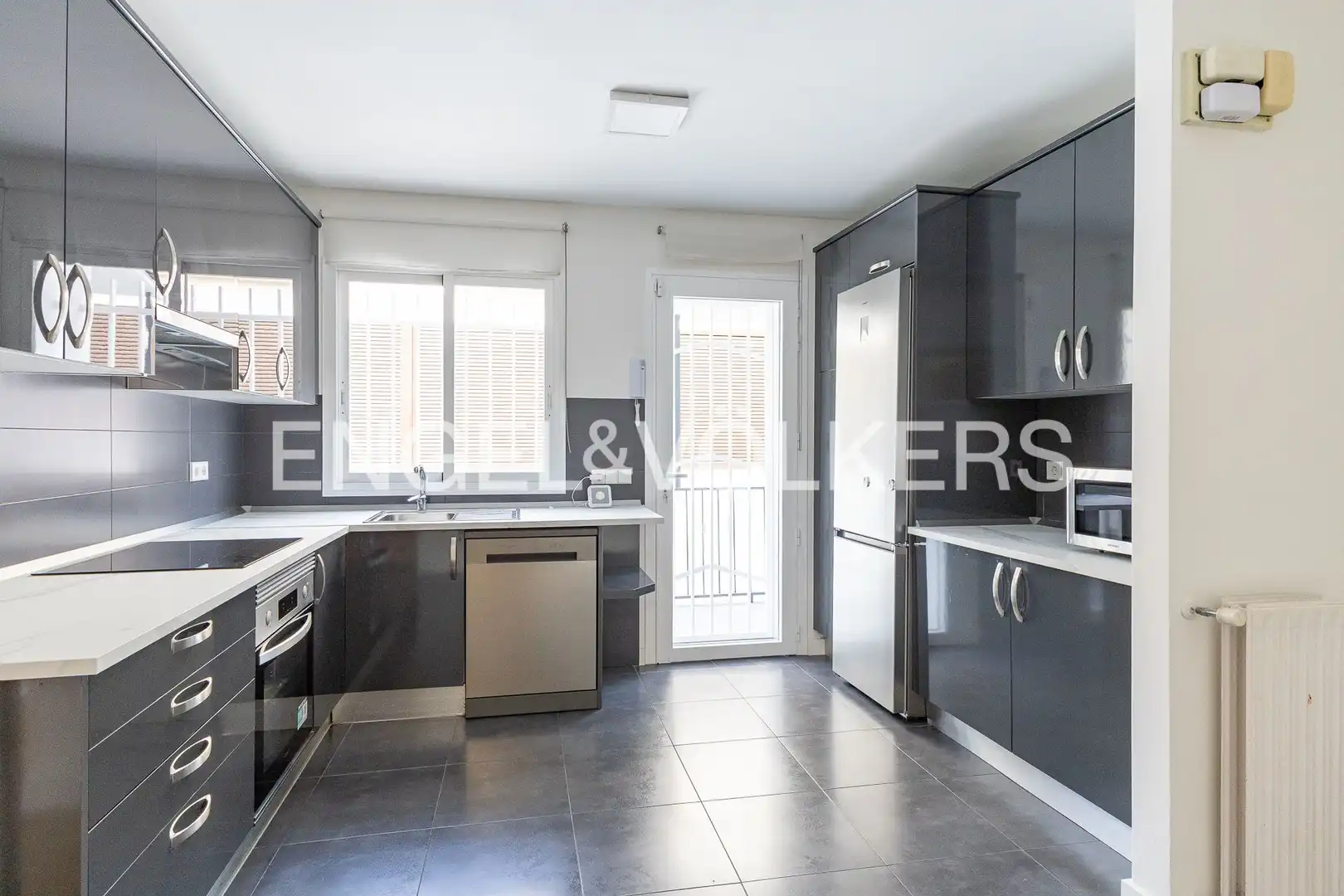 Kitchen of Houses for rent in Madrid  with Air Conditioner, Heating and Private garden