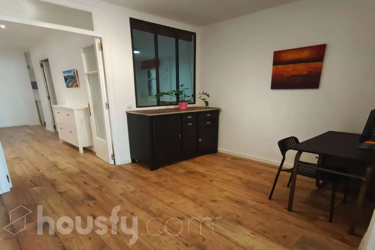 Wohnung zur Miete in Carrer d'Alí Bei, Fort Pienc