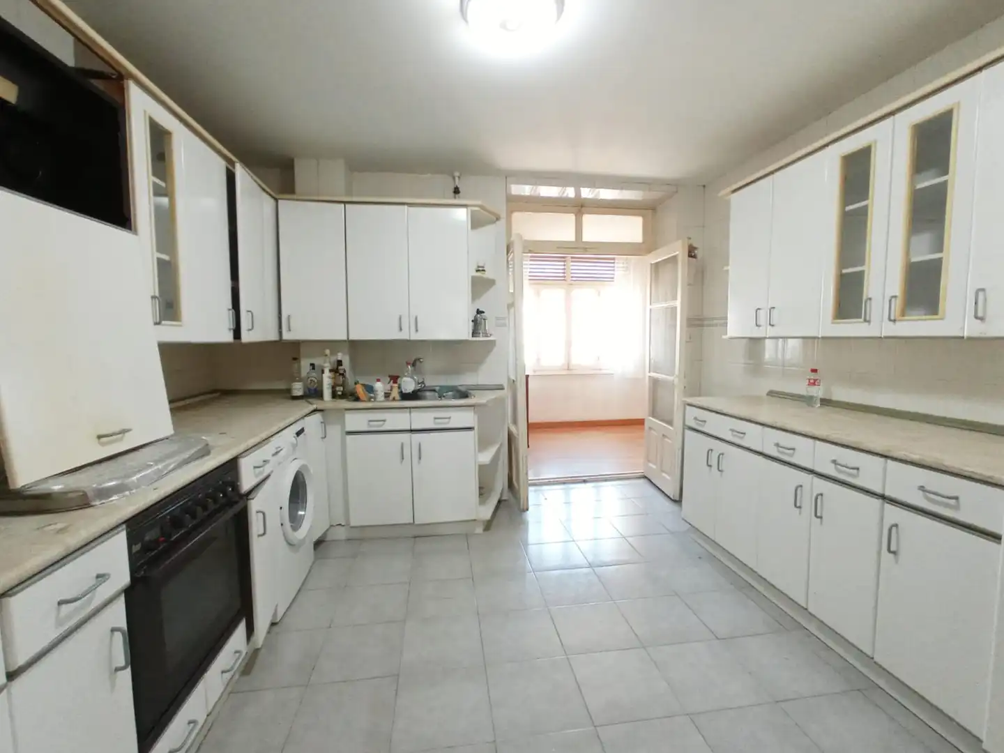 Cocina de Piso en venta en Burgos con Calefacción, Parquet y Balcón
