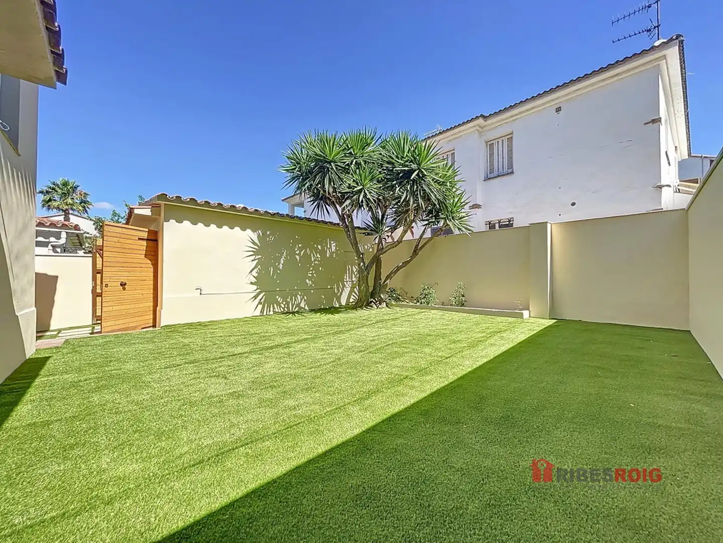 Detached homes for sale in Circumval Lacio, Centre