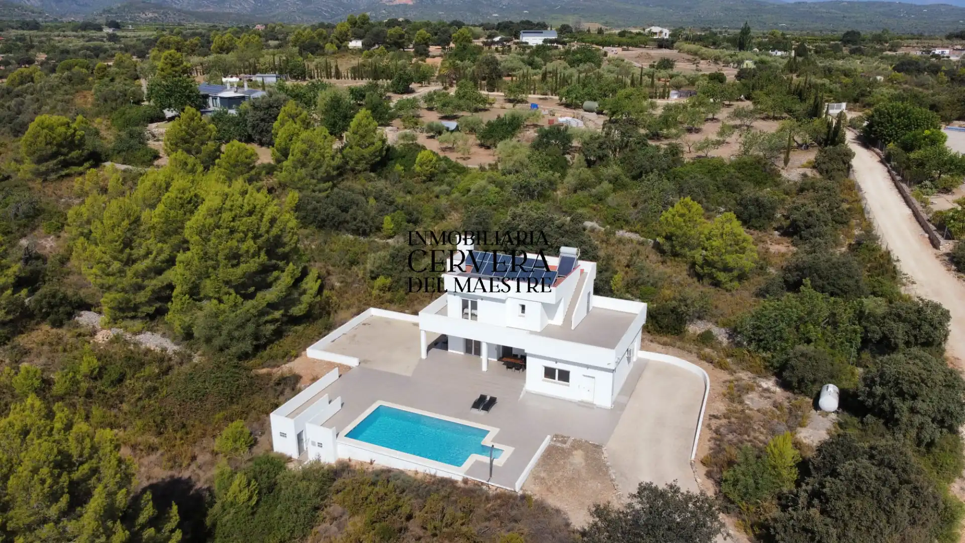 Chalet con piscina en venta en Cervera del Maestre