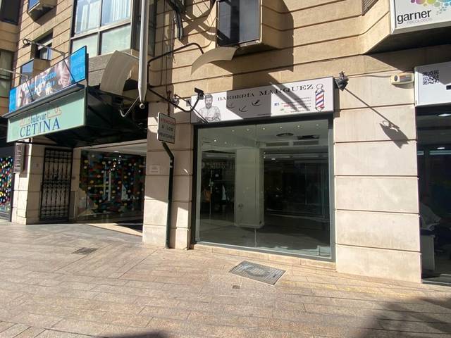 Local comercial en Alquiler en CETINA, 3 en La Catedral