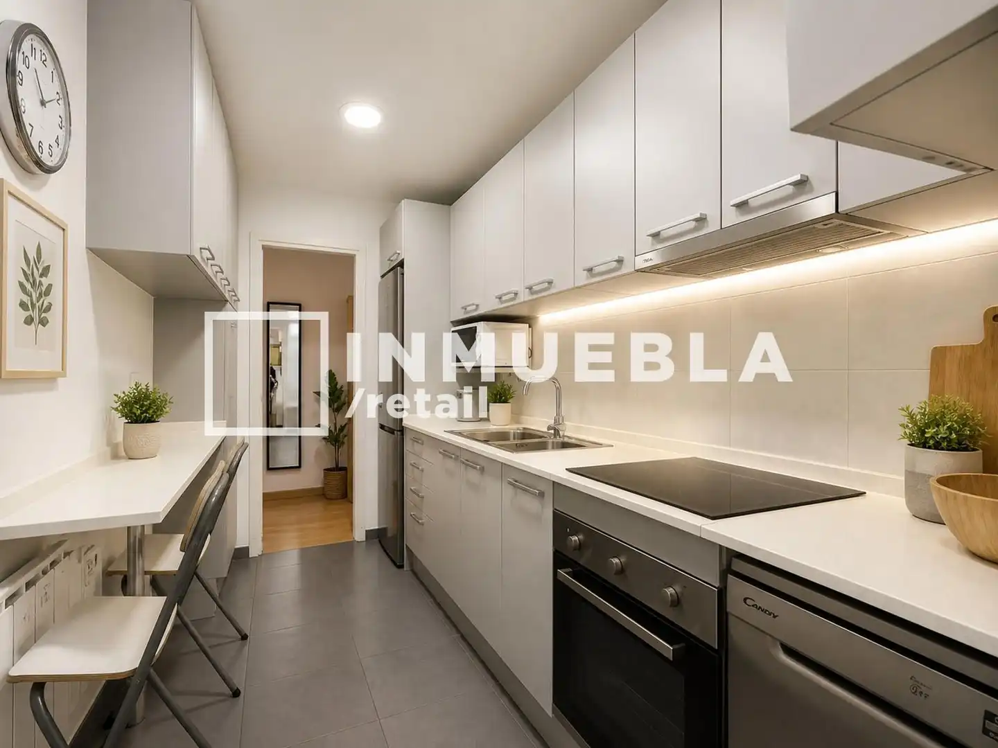 Küche von Wohnung zum Verkauf in Barcelona mit Heizung, Parkett und Terrasse