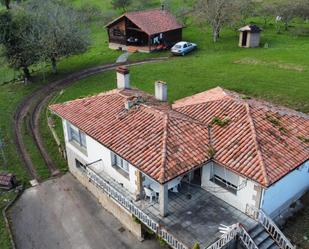 Vista exterior de Casa o xalet en venda en Villaviciosa amb Calefacció i Terrassa