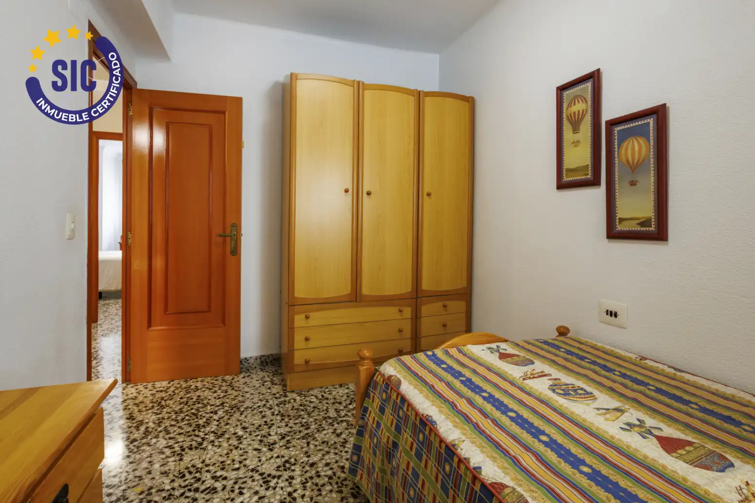 Habitación de Casa adosada en venta en Carlet con Terraza y Balcón