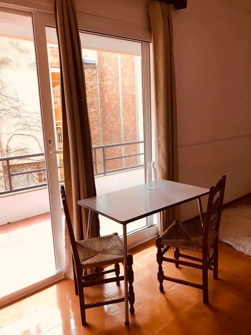 Apartament de lloguer a Carrer de la Sénia del Barral, Centre
