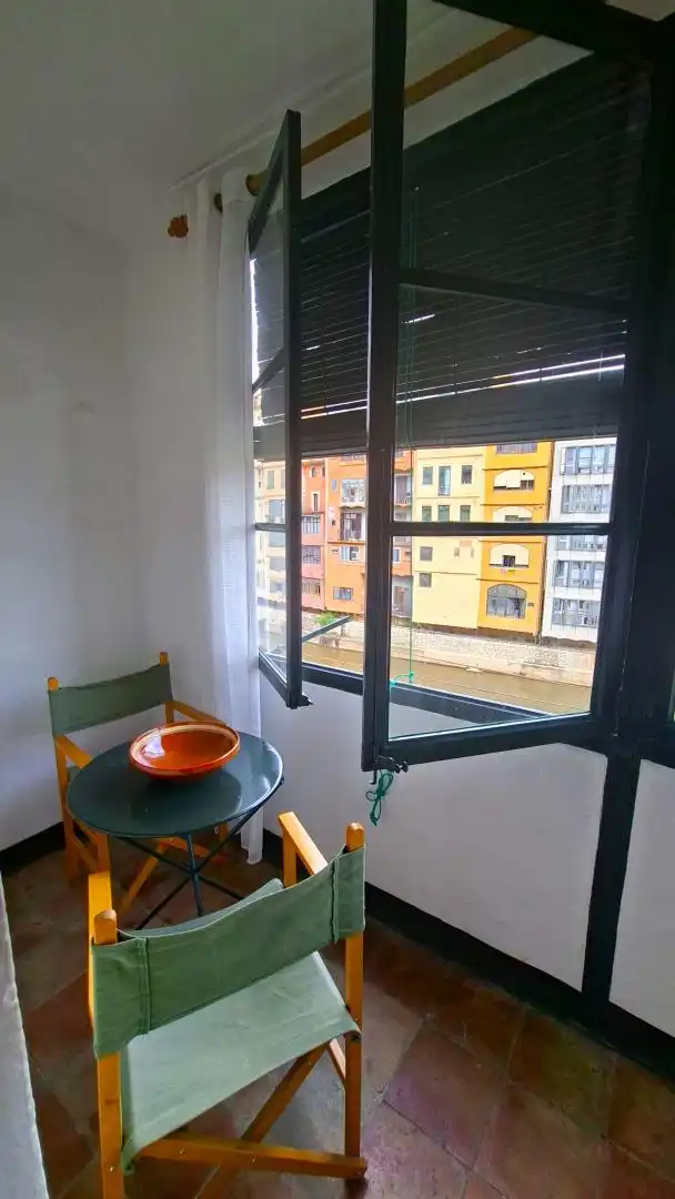 Piso de alquiler en Girona, Girona