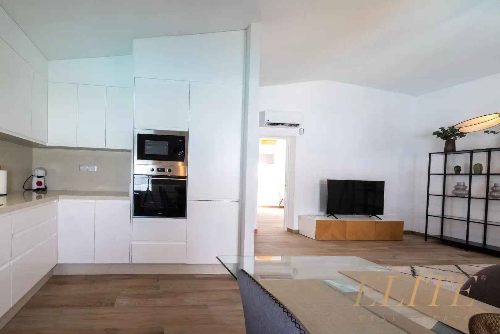 Kitchen of Detached homes for sale in San Bartolomé de Tirajana  with Air Conditioner, Private garden and Parquet flooring
