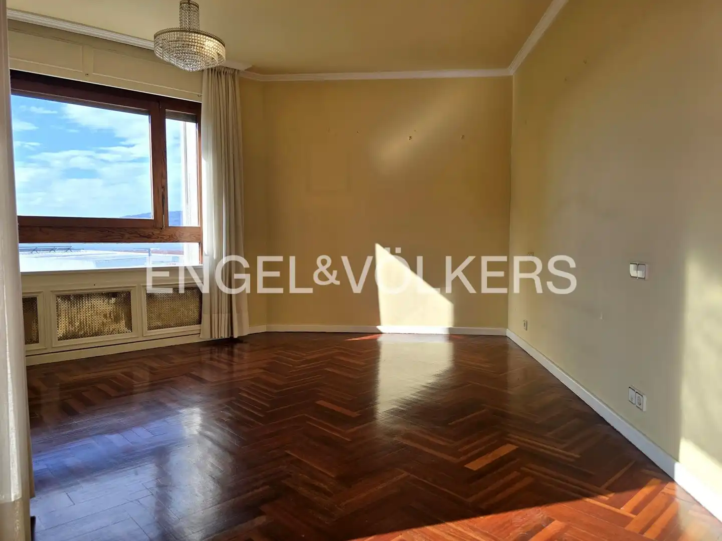 Comedor de Piso de alquiler en Vigo  con Calefacción y Terraza