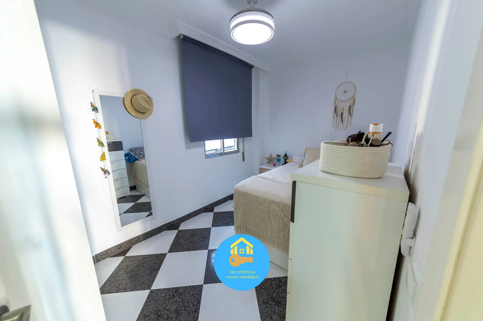 Schlafzimmer von Wohnung zum Verkauf in Dos Hermanas mit Klimaanlage und Abstellraum
