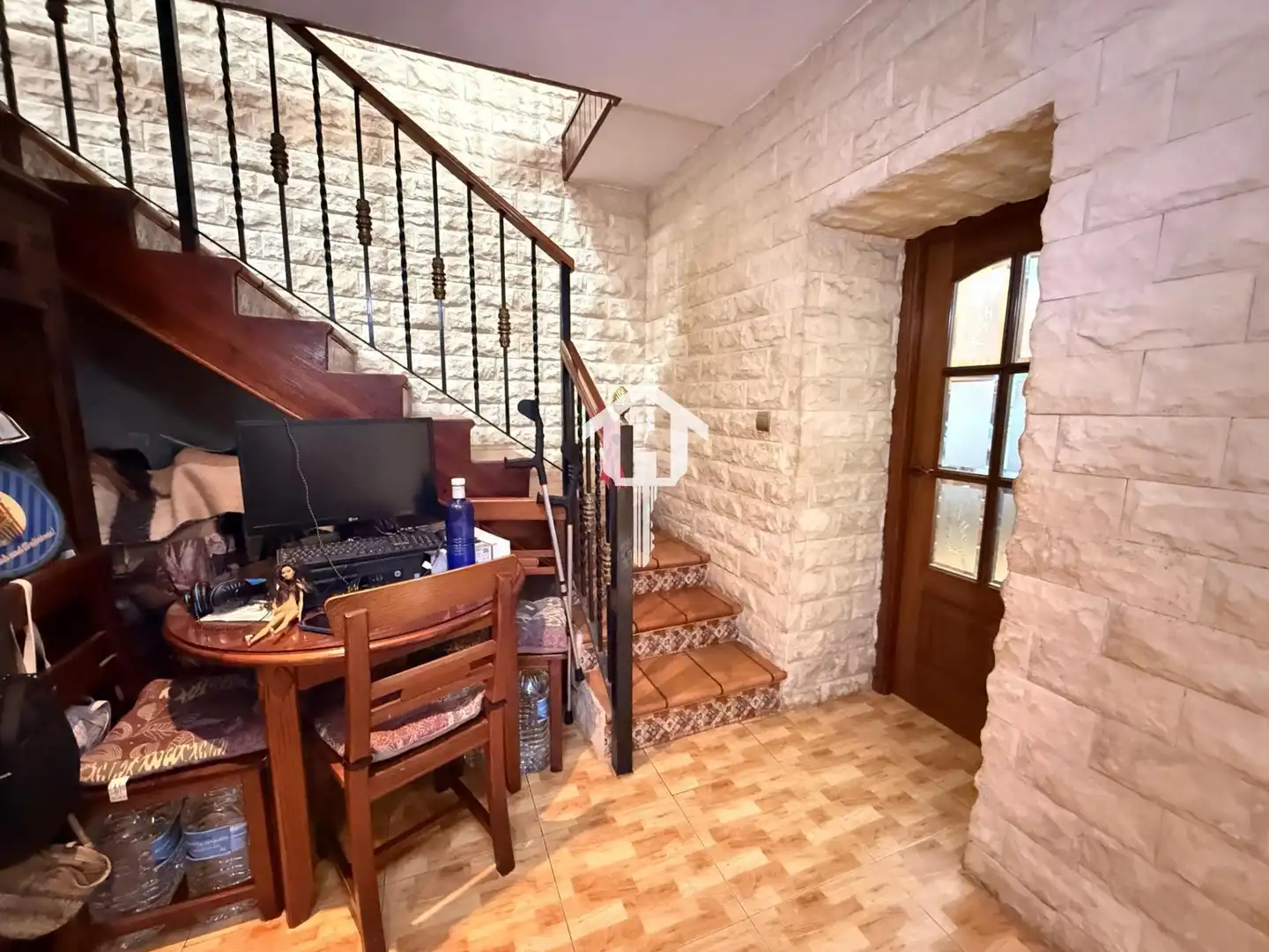 Houses for sale in Alicante / Alacant  with Furnished, Balcony and Jacuzzi