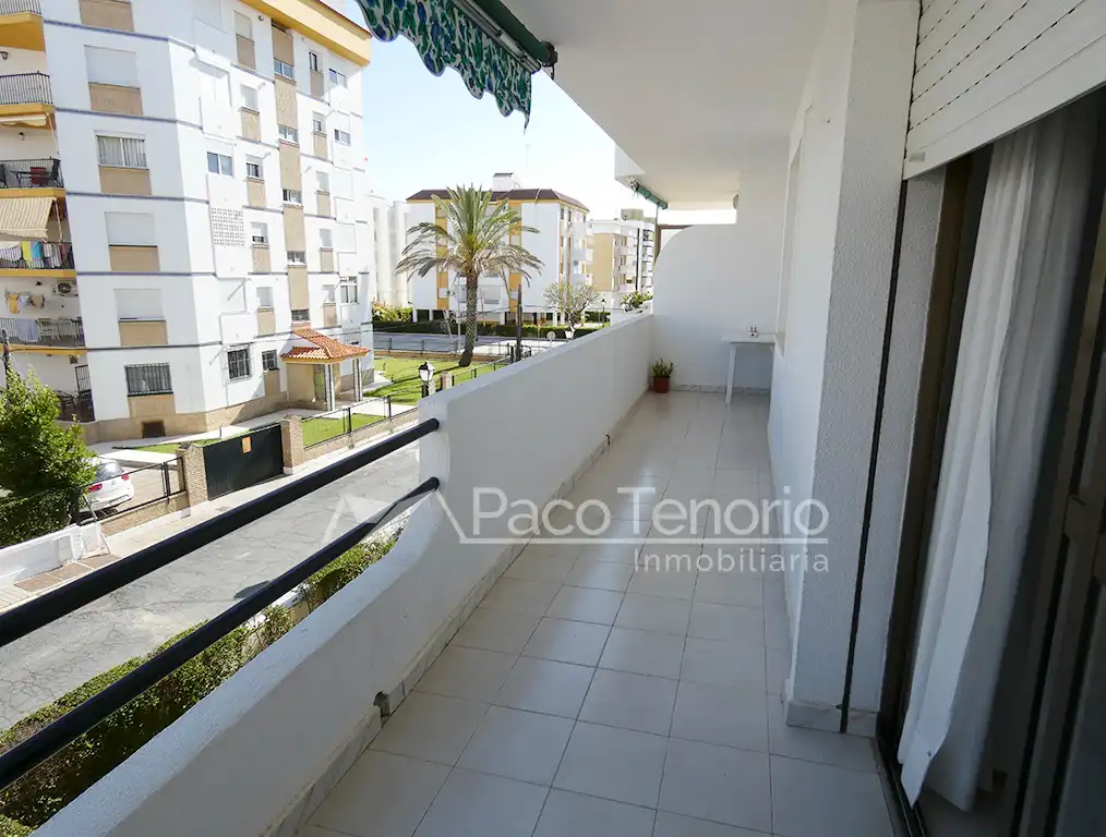 Terrassa de Apartament de lloguer en La Antilla amb Terrassa, Moblat i Forn