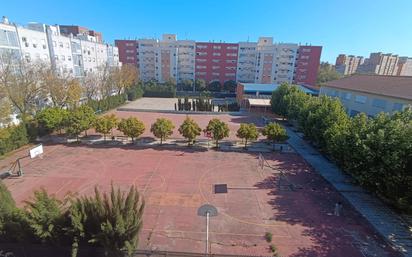 Exterior view of Flat for sale in  Sevilla Capital