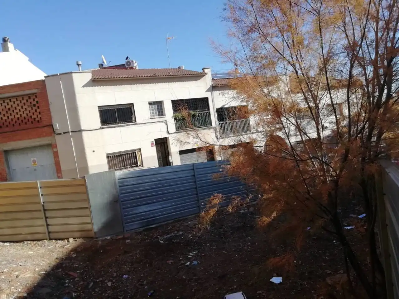 Außenansicht von Residential zum Verkauf in Terrassa