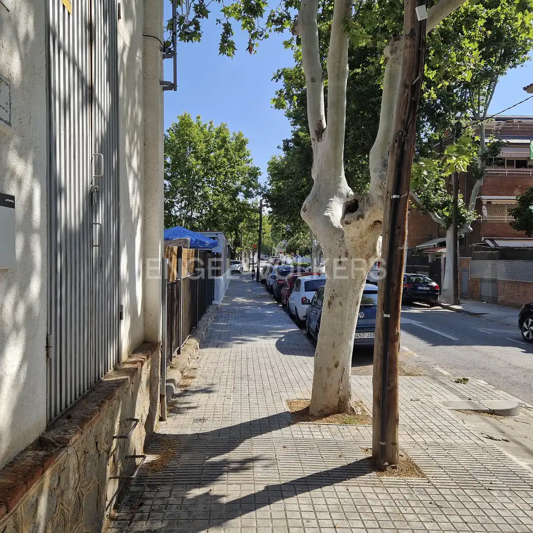 Vista exterior de Residencial en venta en Castelldefels