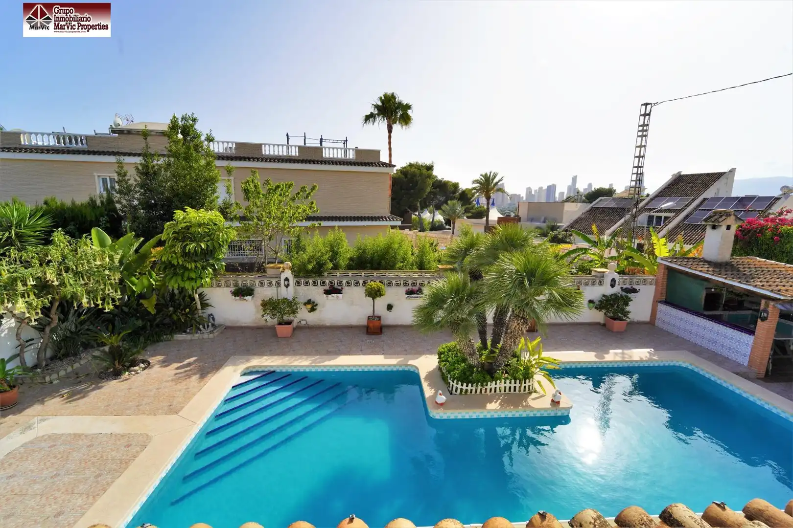 Piscina de Casa o chalet en venta en Benidorm con Calefacción, Jardín privado y Terraza