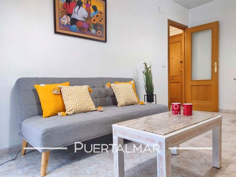 Living room of Flat to rent in Alicante / Alacant  with Terrace, Furnished and Oven