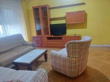 Flat with lift to rent in Ruta de la Plata