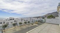 Vista exterior de Apartament en venda en Benalmádena amb Aire condicionat, Terrassa i Piscina