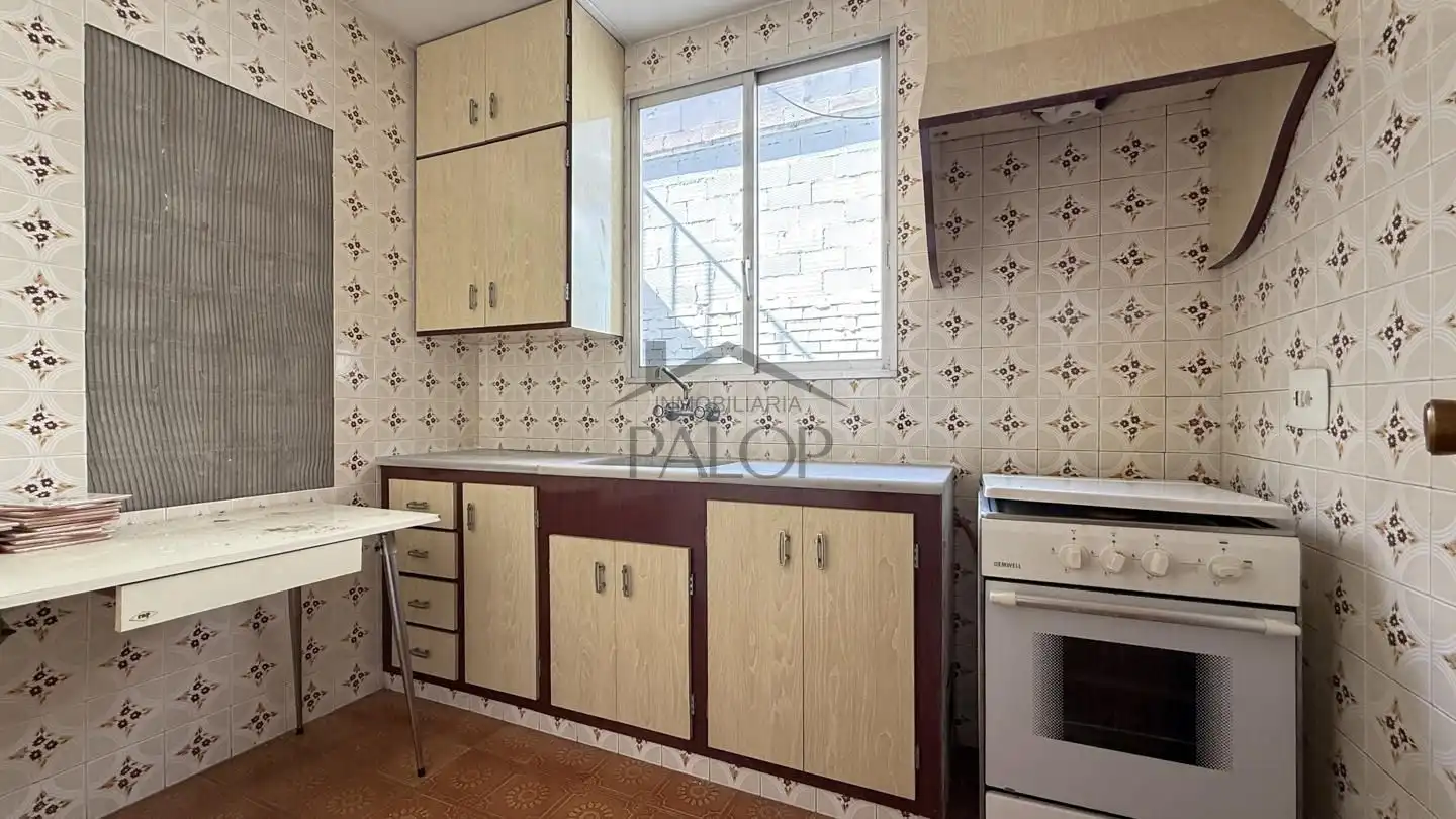 Kitchen of Houses for sale in Carcaixent  with Terrace