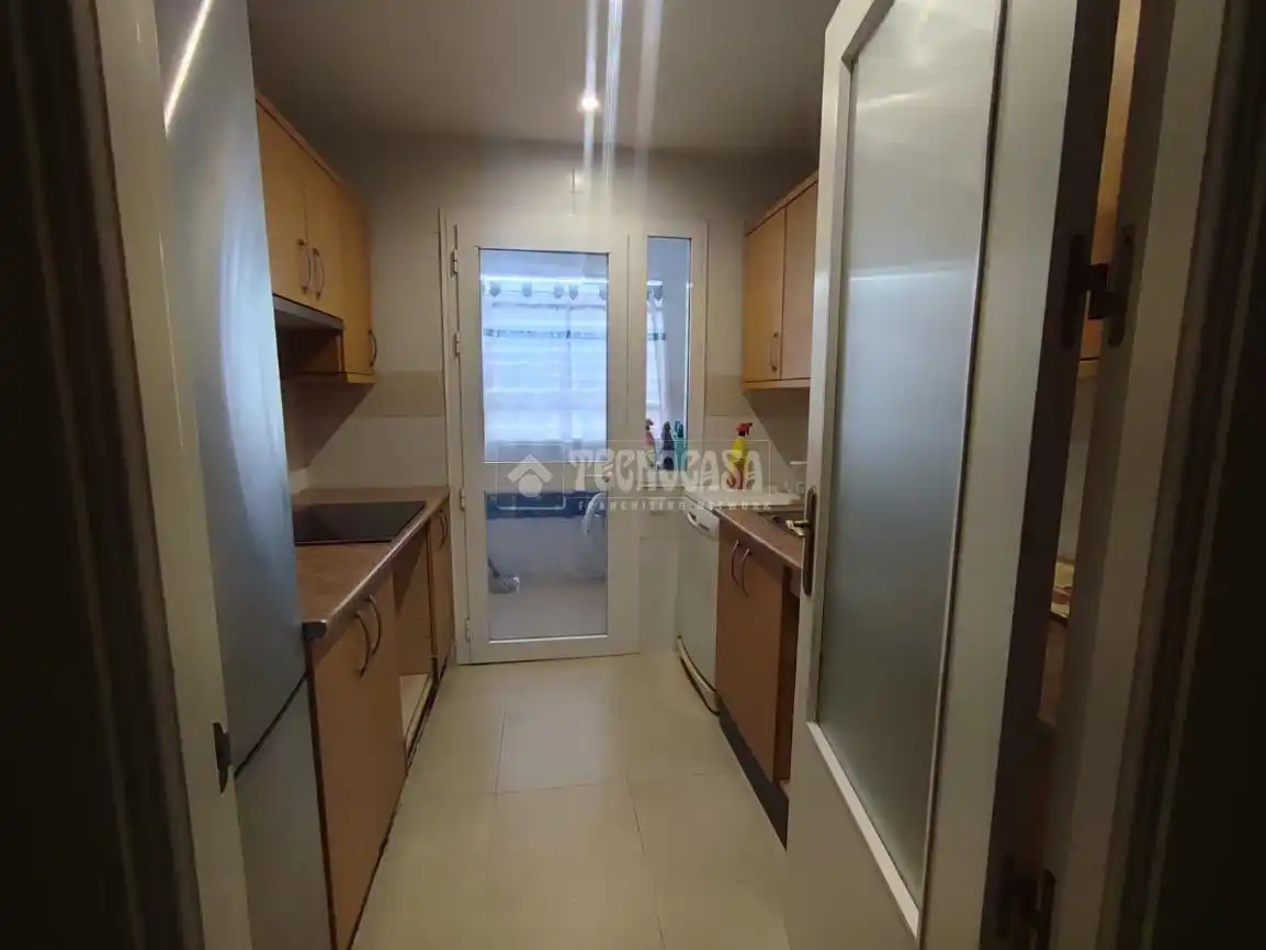 Kitchen of Flat for sale in Sevilla  with Air Conditioner, Terrace and Furnished