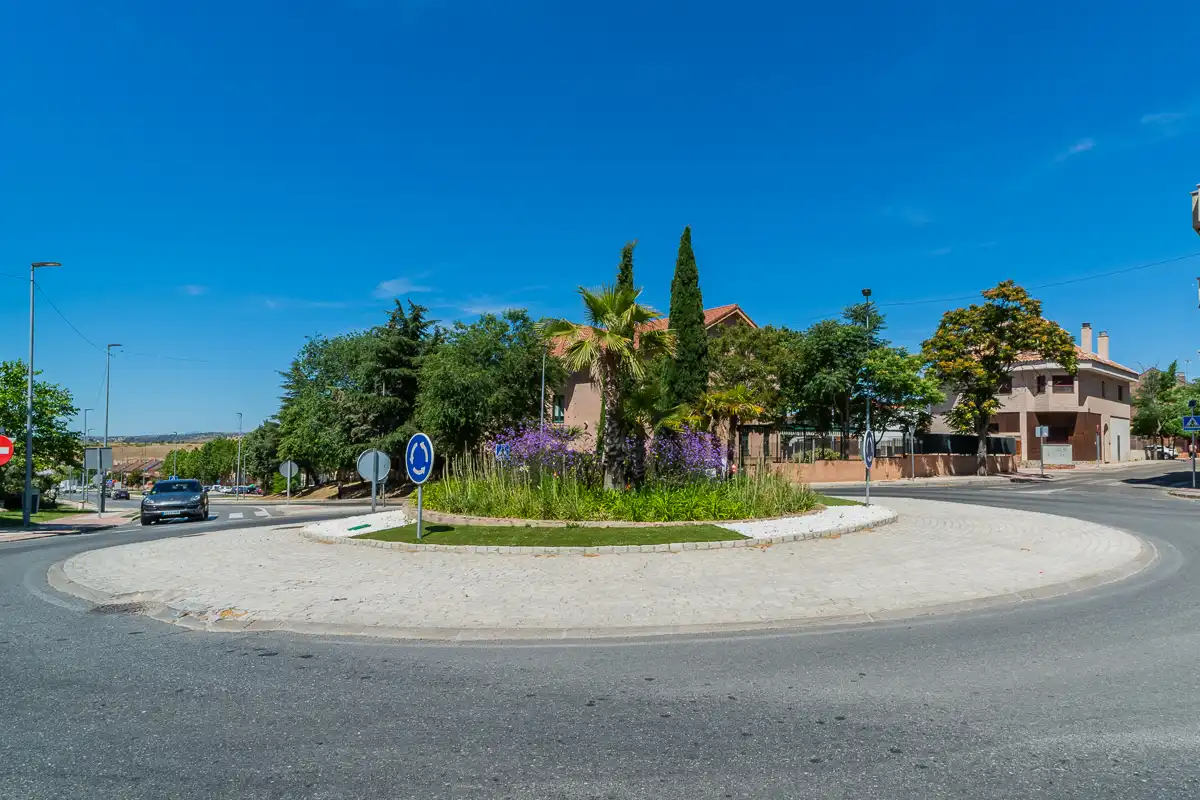 Vista exterior de Casa adosada en venda en Villanueva del Pardillo amb Aire condicionat, Calefacció i Traster