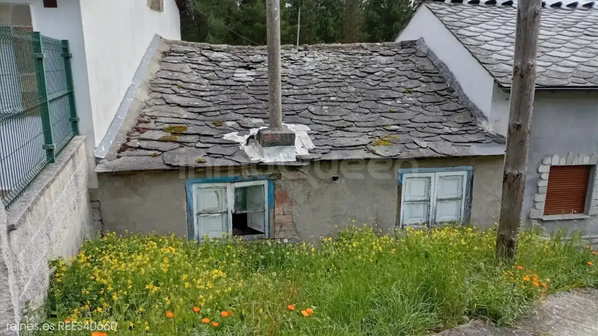 Vista exterior de Casa o chalet en venta en Grandas de Salime con Calefacción
