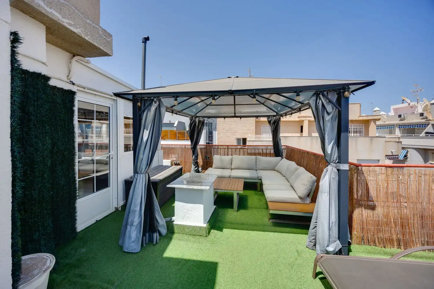 Terrace of Attic for sale in Torrevieja  with Air Conditioner, Heating and Terrace