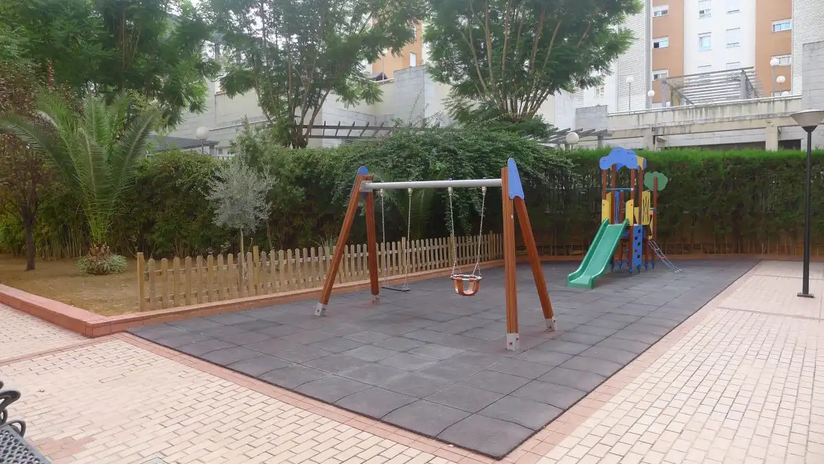 Apartament amb ascensor de lloguer a Luis de Morales, imagen 14