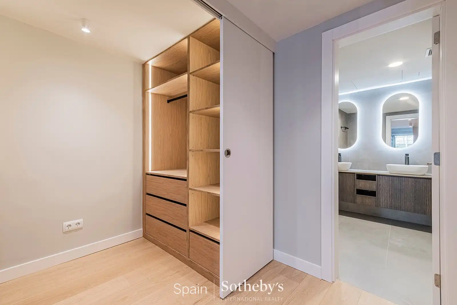 Apartament en venda en Barcelona amb Aire condicionat, Calefacció i Terrassa