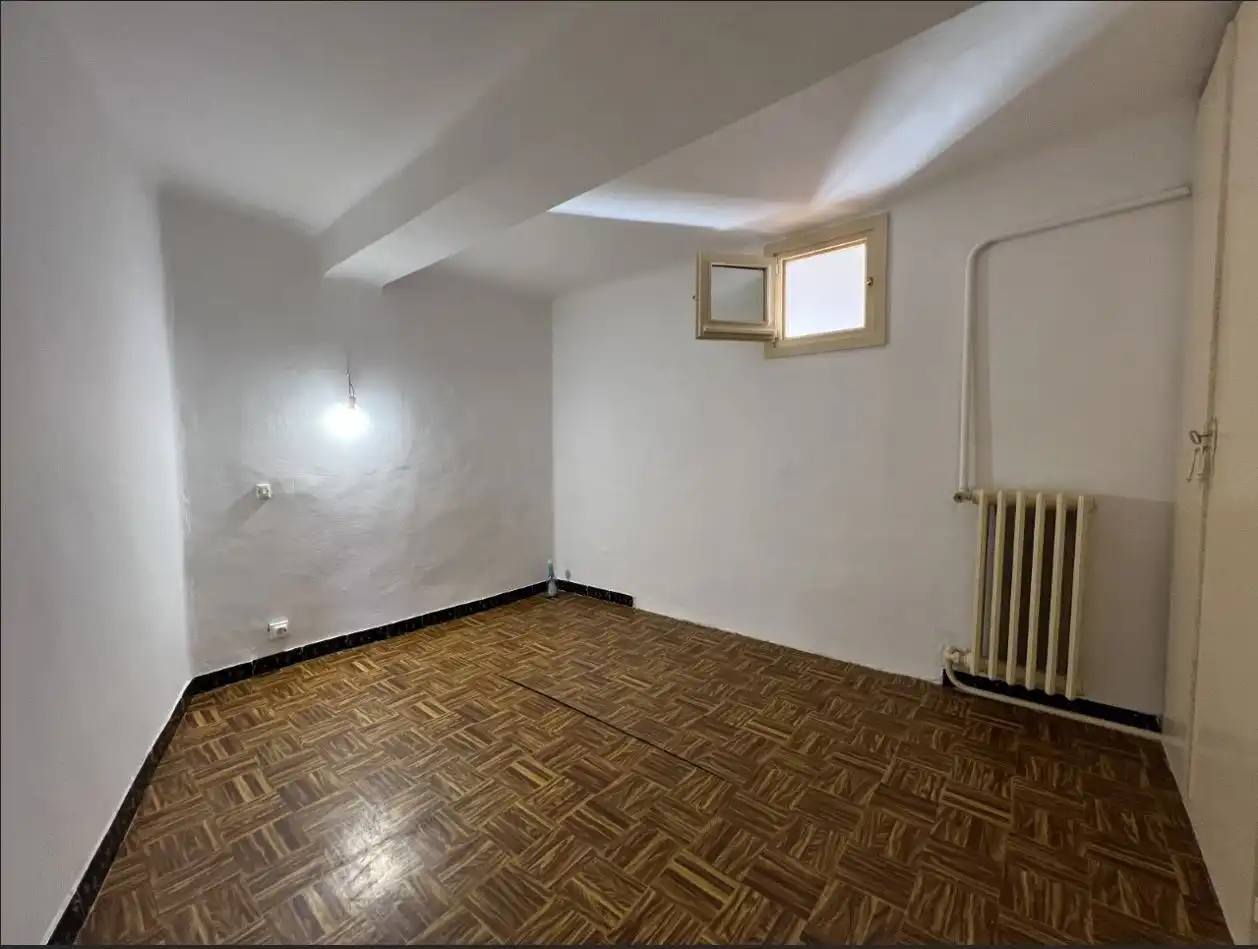 Flat for sale in Jaca