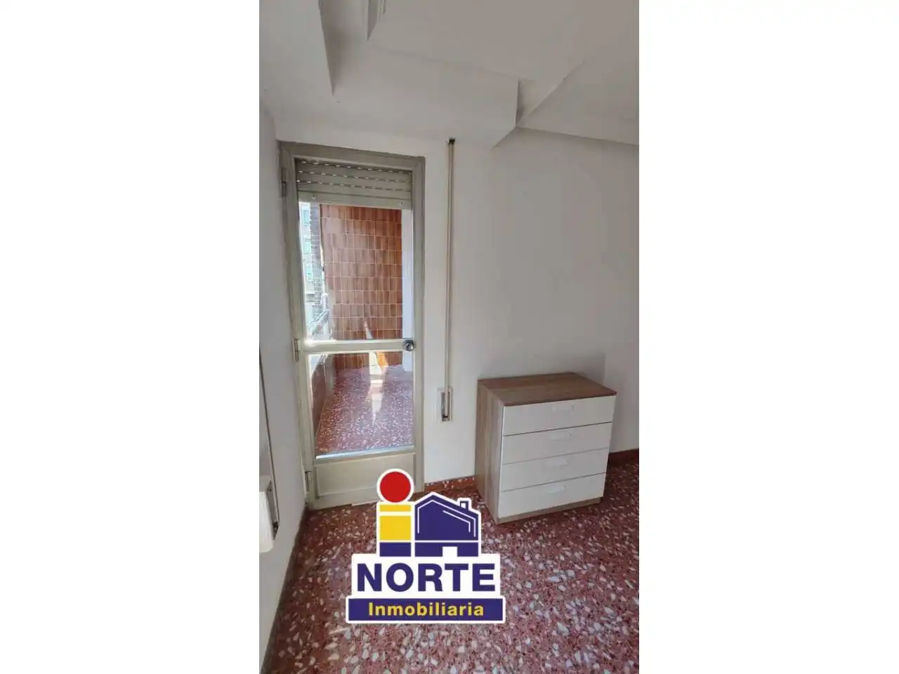 Vista exterior de Piso de alquiler en Cocentaina con Balcón