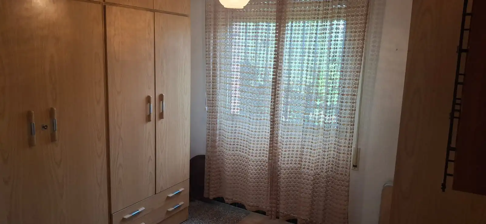 Dormitori de Casa o xalet en venda en Cadrete amb Calefacció, Jardí privat i Terrassa