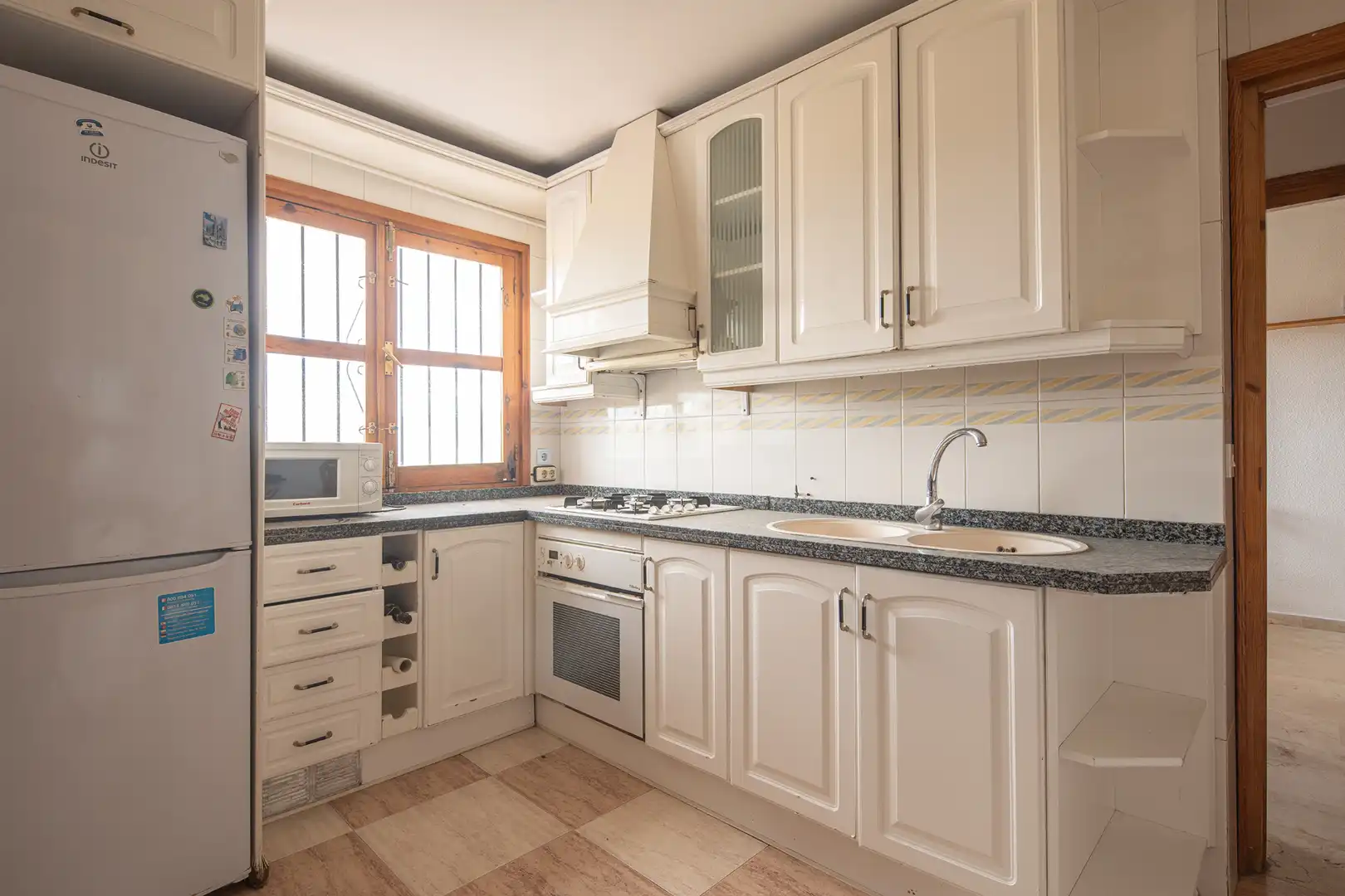 Kitchen of Houses for sale in Genil