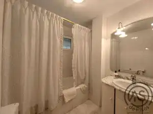 Bany de Casa o xalet en venda en La Puebla de Híjar amb Aire condicionat, Calefacció i Jardí privat