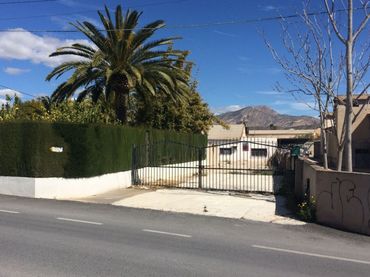 Nave industrial en venta en Novelda